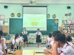 DẠY MÔN KHOA HỌC LỚP 4 THEO HƯỚNG PHÁT TRIỂN PHẨM CHẤT, NĂNG LỰC CHO HỌC SINH THÔNG QUA MÔ HÌNH LỚP HỌC ĐẢO NGƯỢC