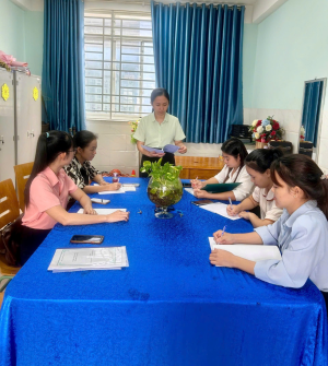 Tổ Tiếng Anh – Sinh hoạt đổi mới chuyên môn