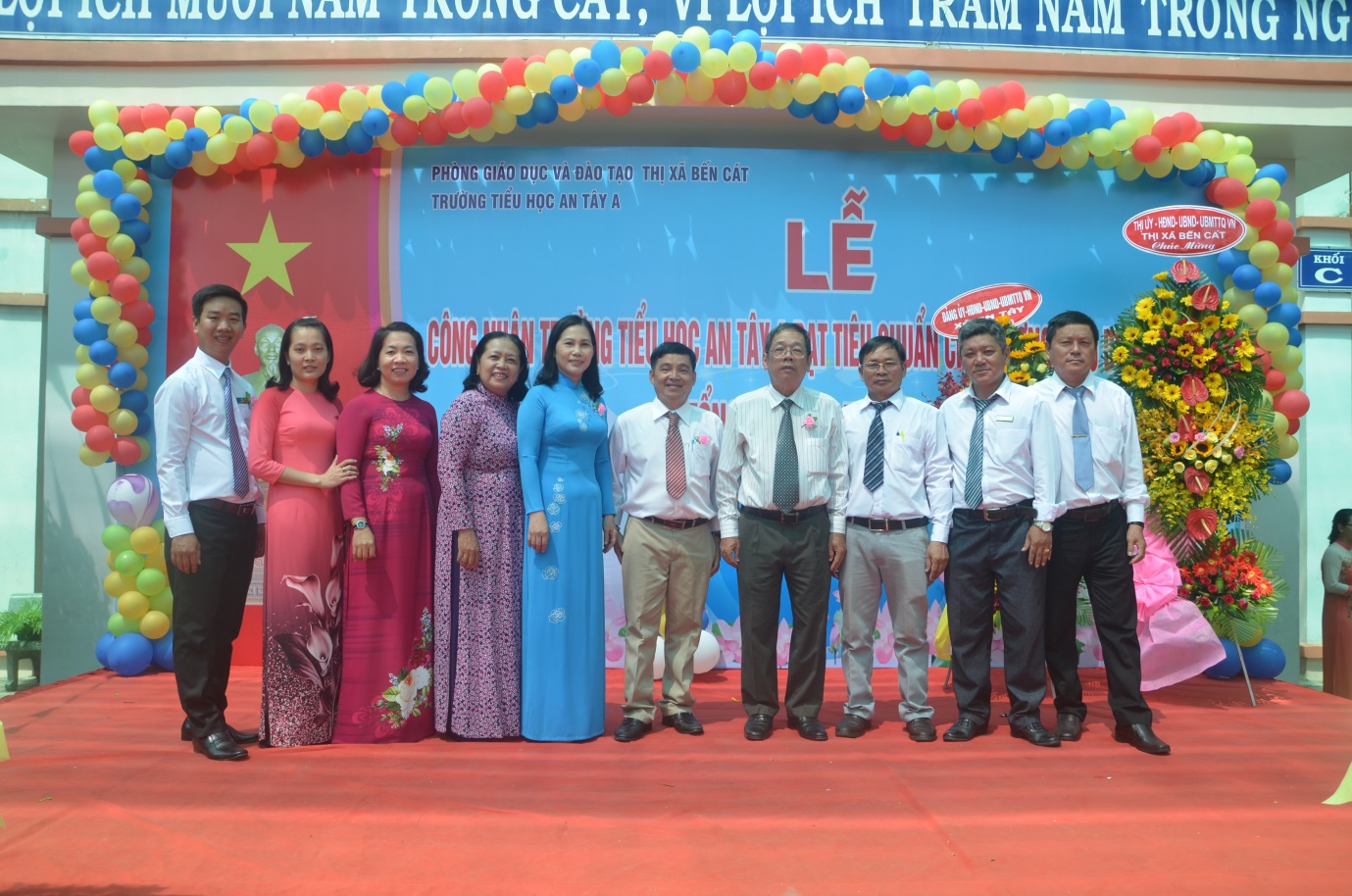 Ảnh lưu niệm