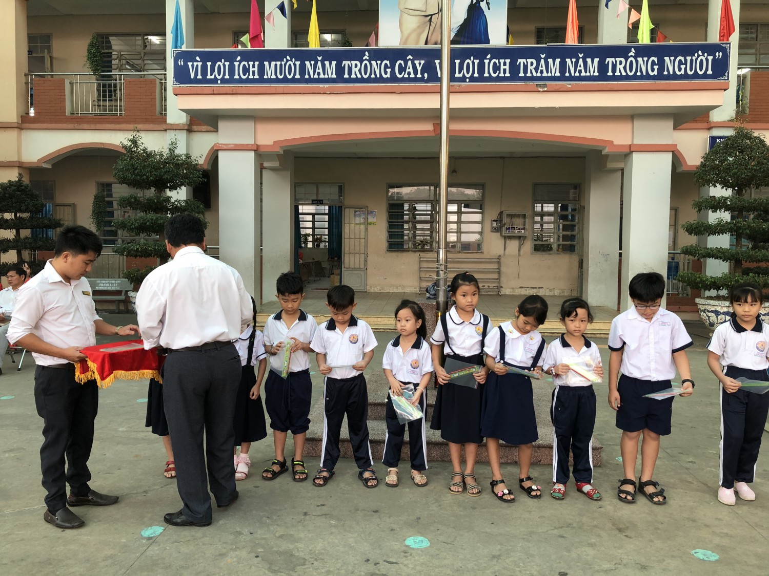 7b17ee103356cb089247