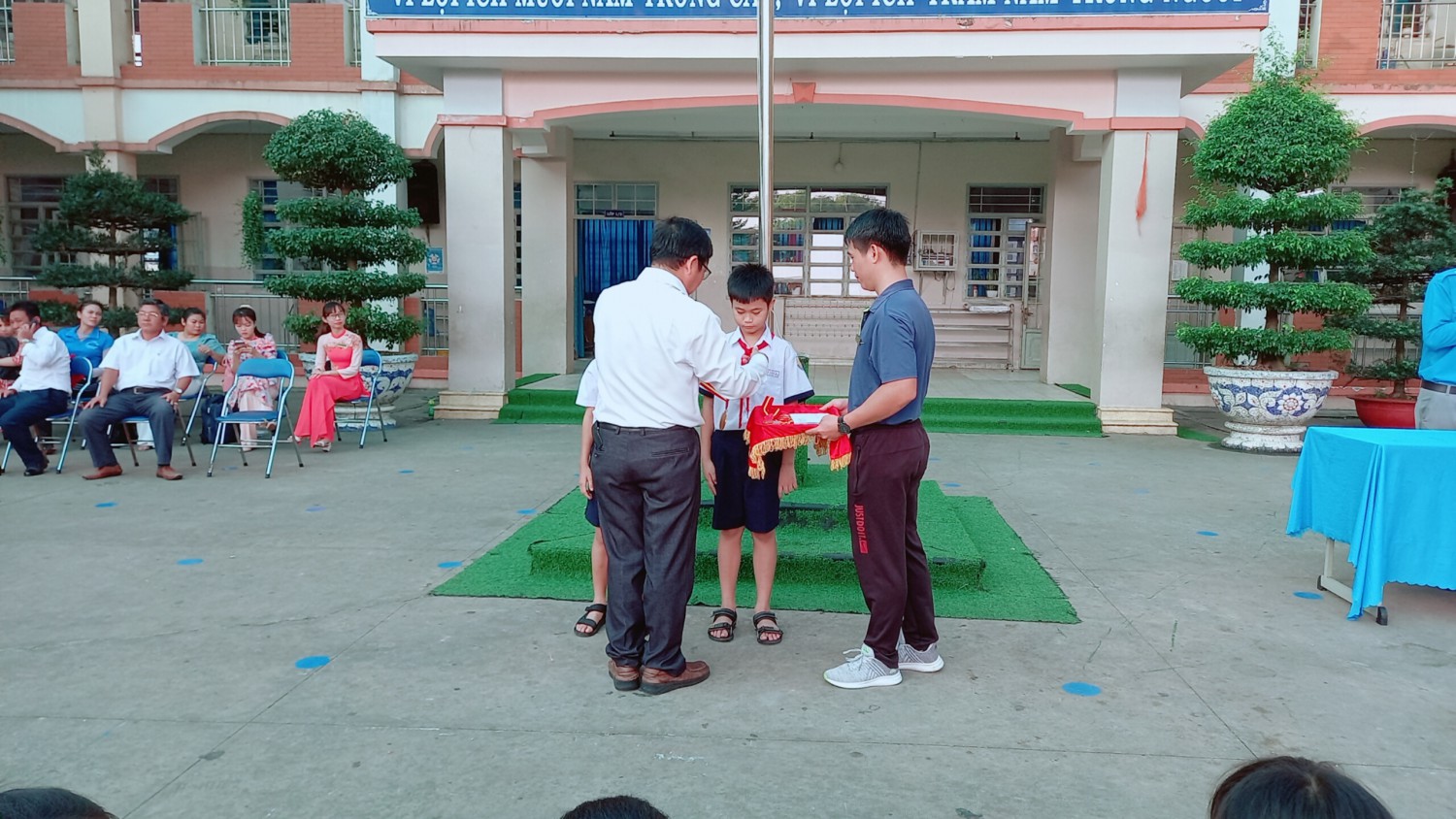 f2b5415712a2e0fcb9b3