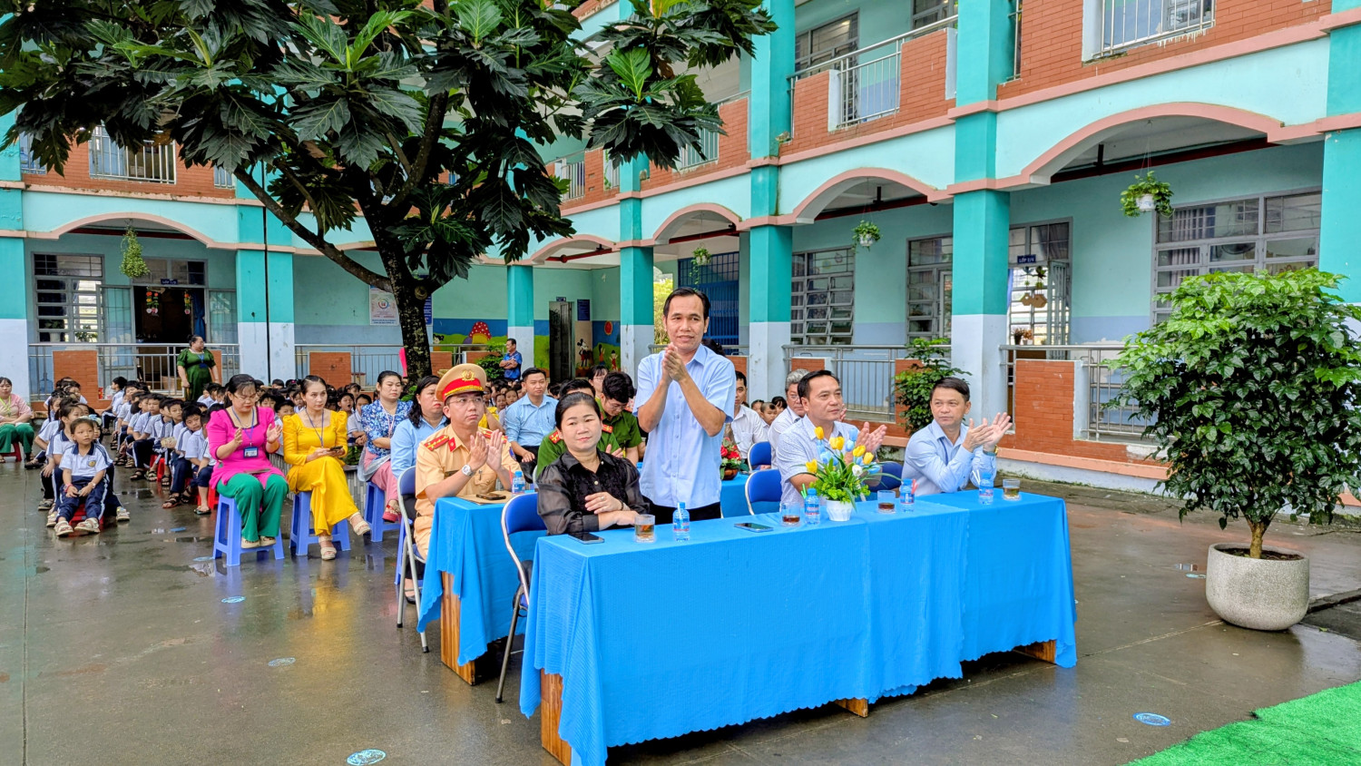 pxl 20251107 0017378482