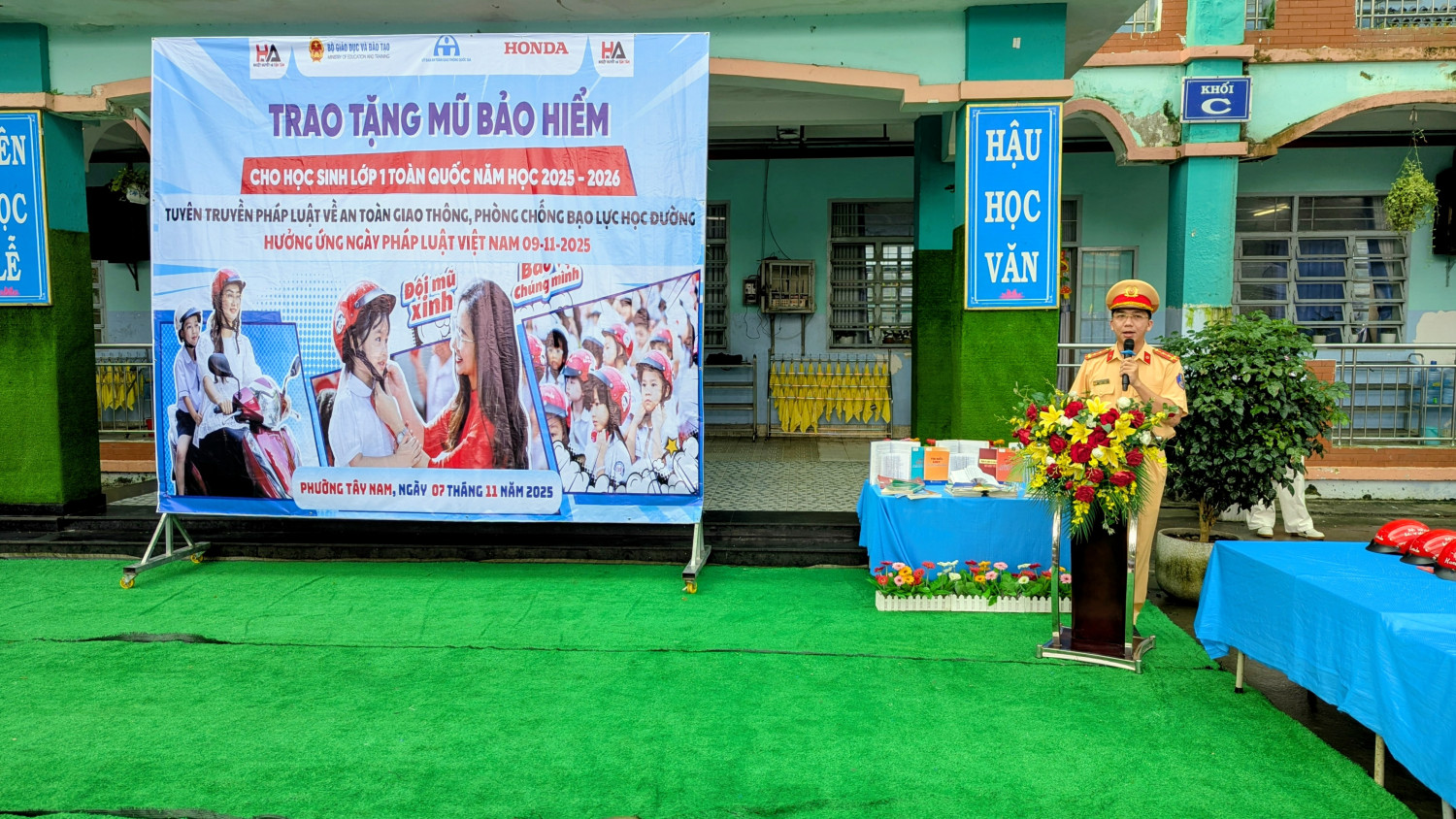 pxl 20251107 003109619 mp2