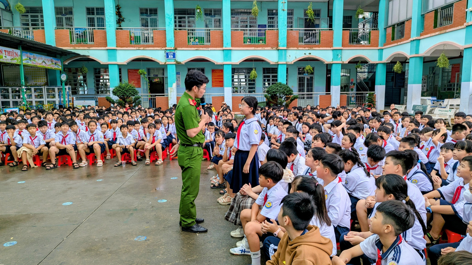 pxl 20251107 0054510292